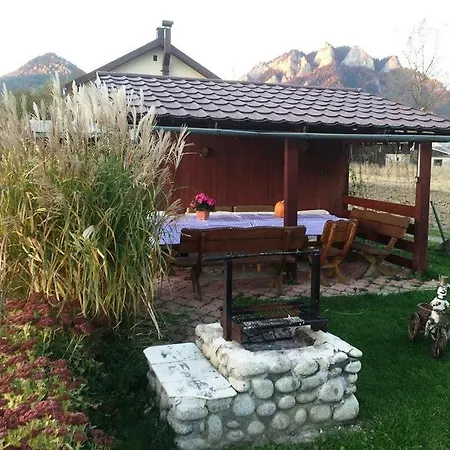 Pod Troma Korunami *