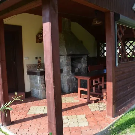 Pod Troma Korunami Casa de hóspedes *