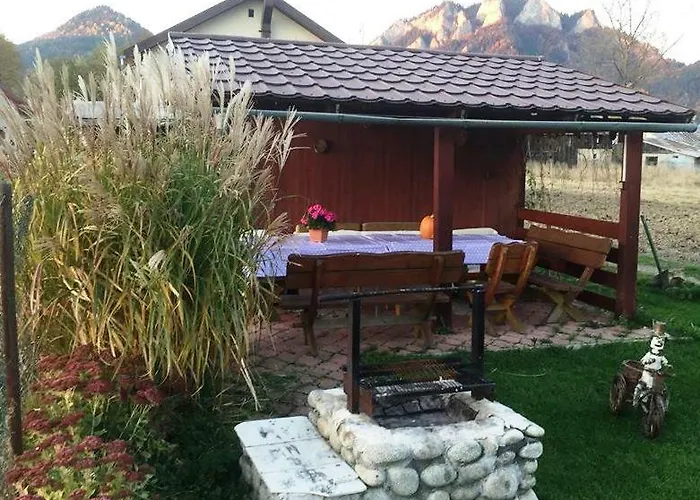 Pod Troma Korunami *